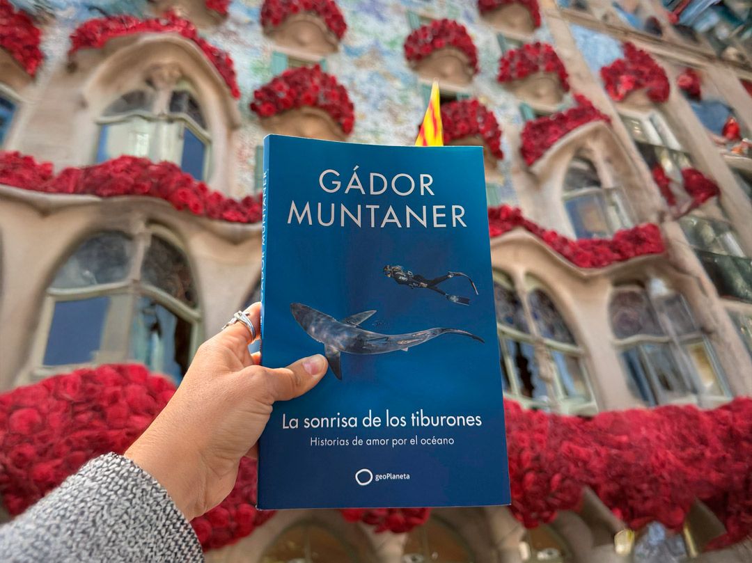 Firma de Libros Gador Muntaner en Sant Jordi